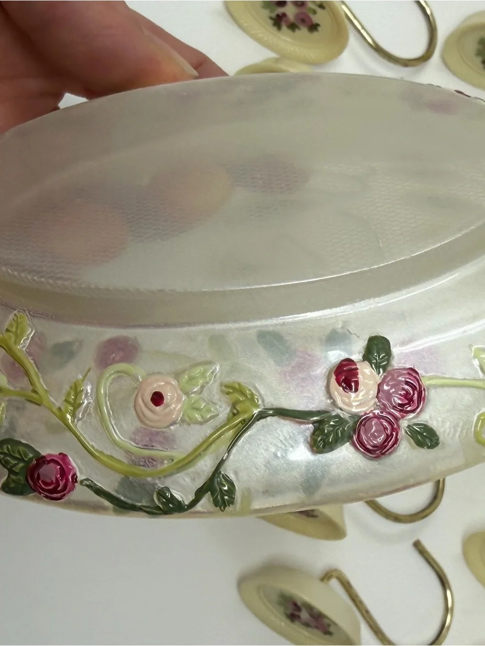 Vintage Grandma-core 23 Shower Hooks, Soap Dish Cream with Roses Lot Shabby Chic